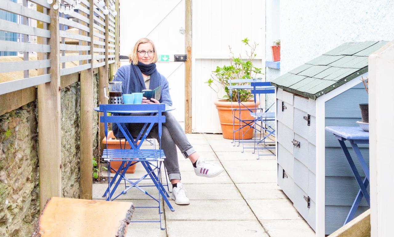 Ocean Backpackers Self-Catering Hostel Ilfracombe Buitenkant foto