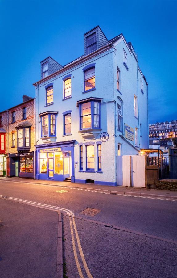 Ocean Backpackers Self-Catering Hostel Ilfracombe Buitenkant foto